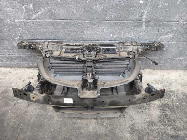 FACE AVANT BMW - Vue 1